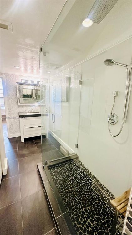 Oceanview #424 image #21