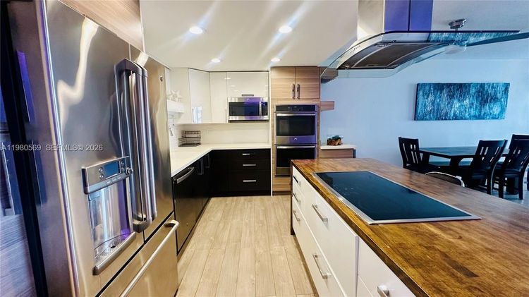 Oceanview #424 image #6