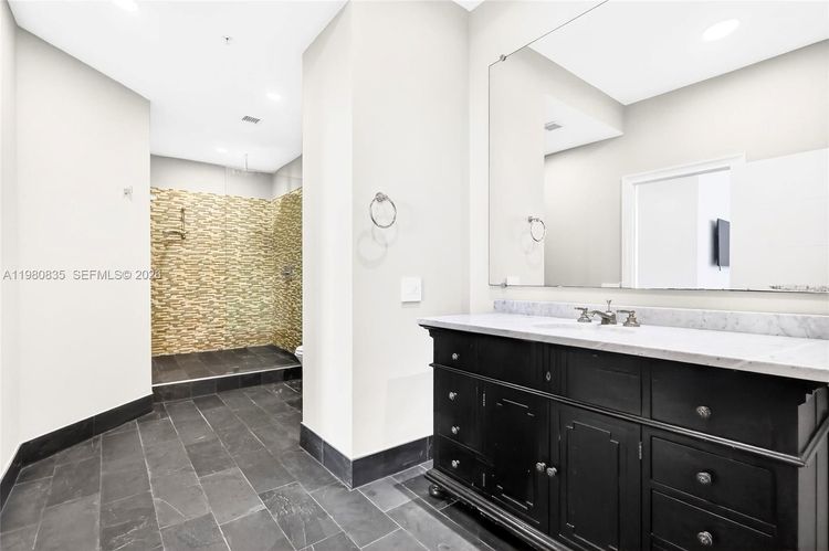 Courvoisier Courts #LPH-06 image #11