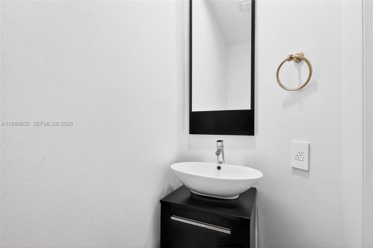 Courvoisier Courts #LPH-06 image #23