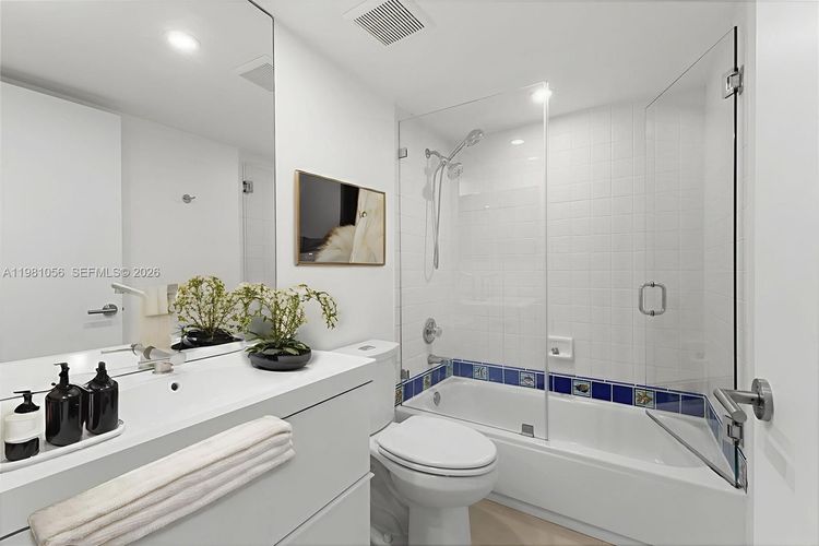 Ocean Village #1013 image #8