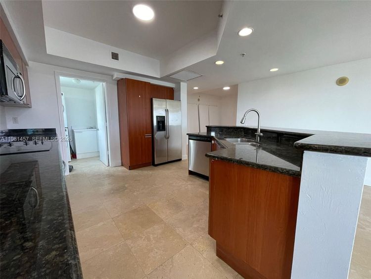 One Fifty One At Biscayne #709 image #9