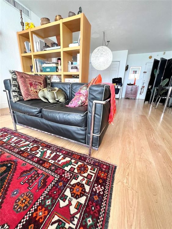 Island Pointe #7N image #15