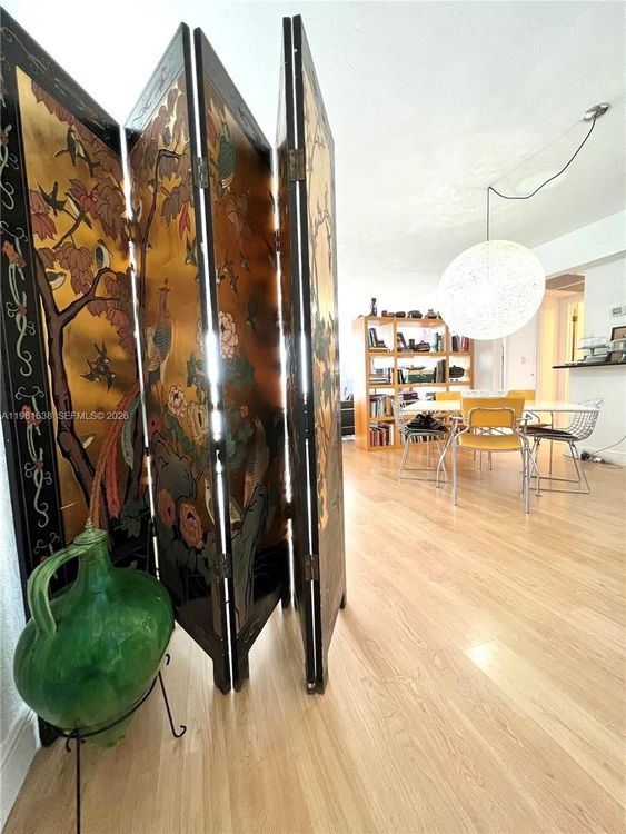 Island Pointe #7N image #25