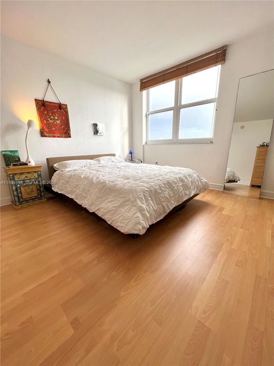 Island Pointe #7N image #29