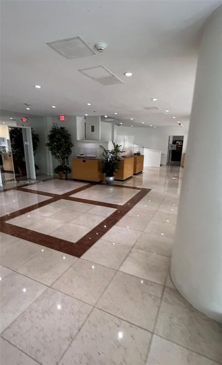 Island Pointe #7N image #43