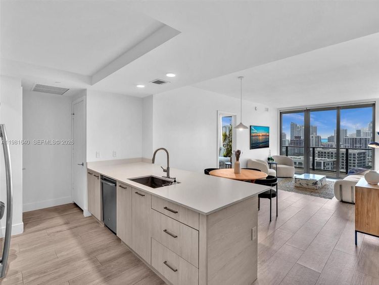 Hyde Midtown #2102 image #13