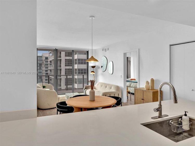 Hyde Midtown #2102 image #15