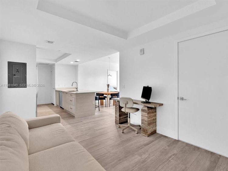 Hyde Midtown #2102 image #9