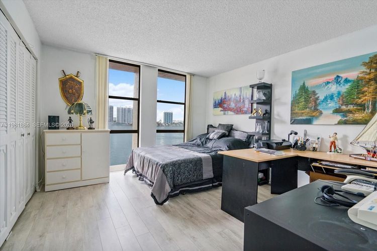 Fairview House #S-707 image #13