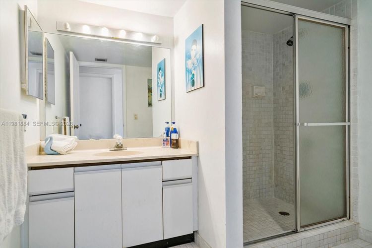 Fairview House #S-707 image #16