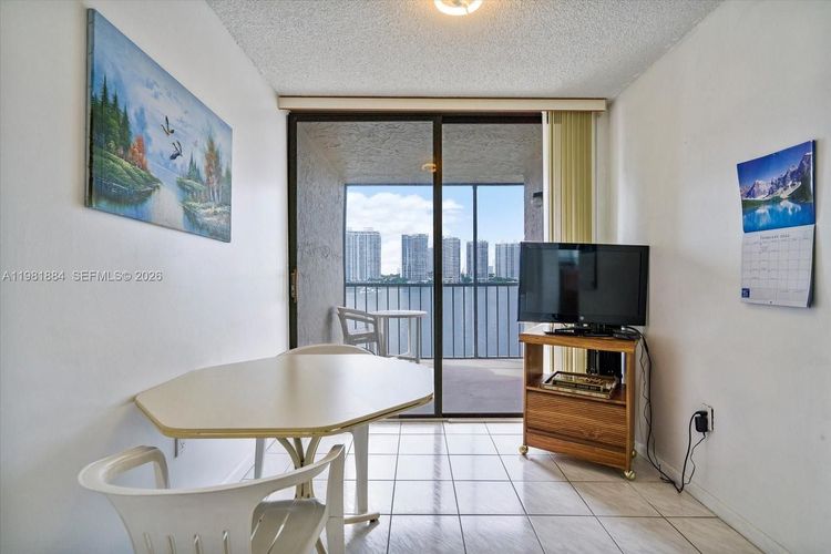 Fairview House #S-707 image #22