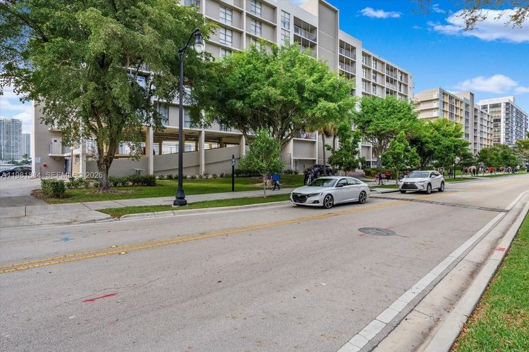 Fairview House #S-707 image #28