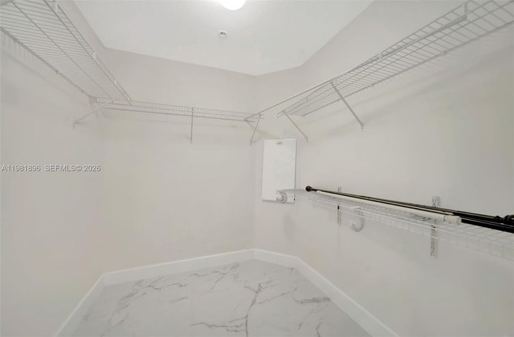 360 Condo #1001 image #23