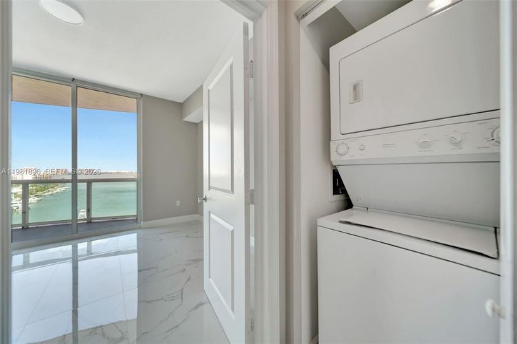 360 Condo #1001 image #27