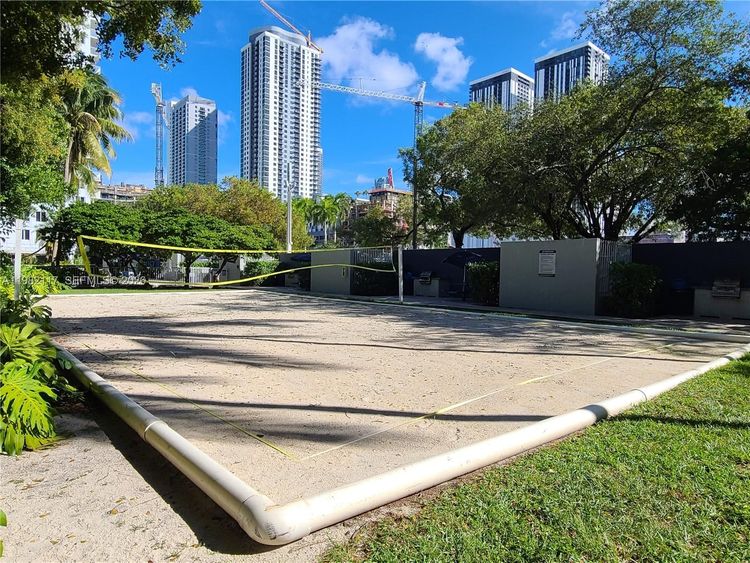 Madison Downtown #W-605 image #17