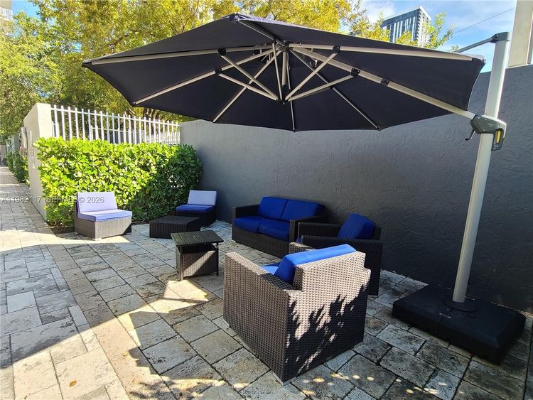 Madison Downtown #W-605 image #21