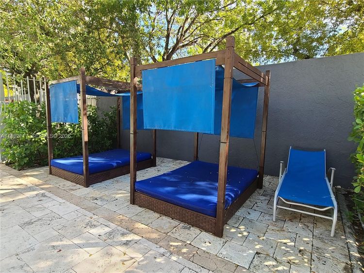 Madison Downtown #W-605 image #25