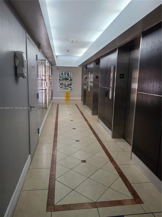 Madison Downtown #W-605 image #32