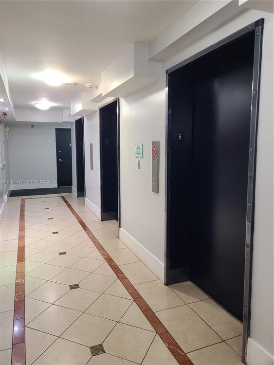 Madison Downtown #W-605 image #35