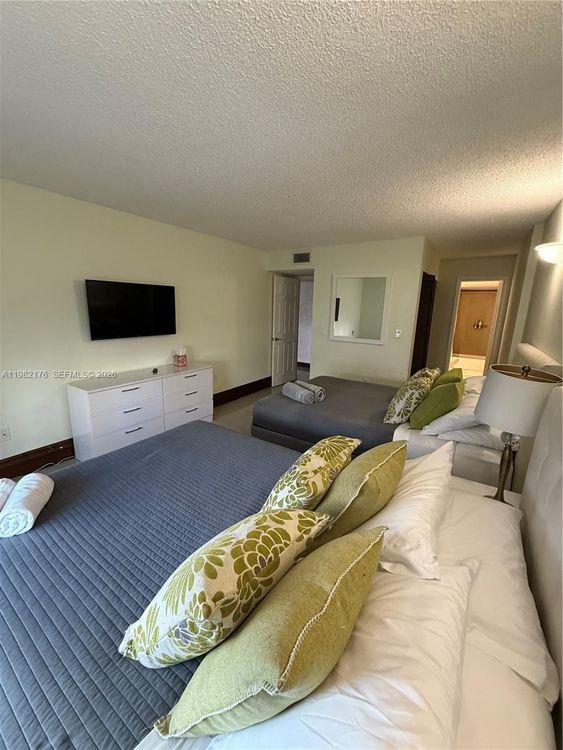 Marbella Tower #605 image #11