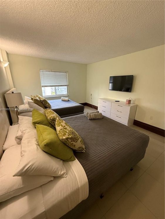 Marbella Tower #605 image #12