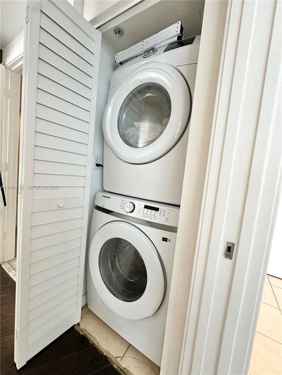 One Miami #2702 image #13