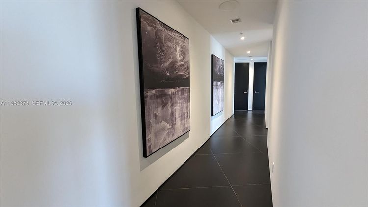 Porsche Design Tower #3005 image #20