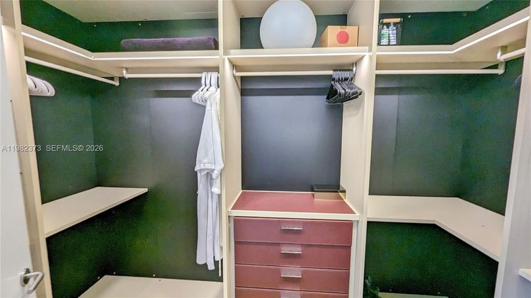 Porsche Design Tower #3005 image #27