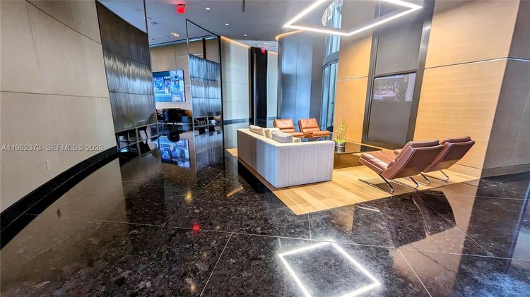 Porsche Design Tower #3005 image #50