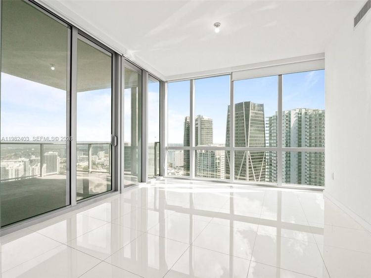 Paramount Miami Worldcenter #4801 image #11