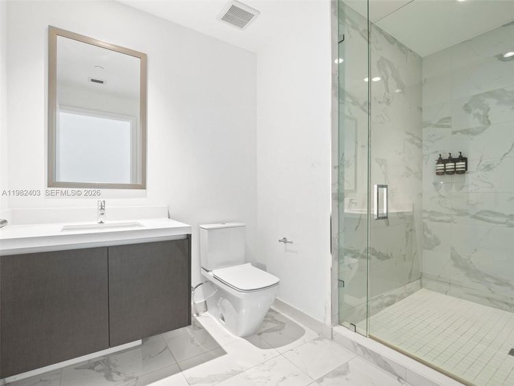 Paramount Miami Worldcenter #4801 image #23