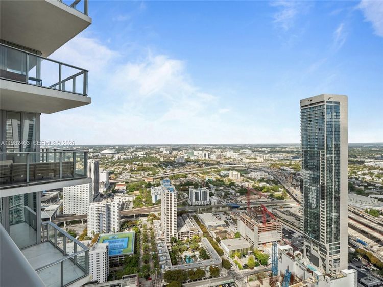 Paramount Miami Worldcenter #4801 image #37