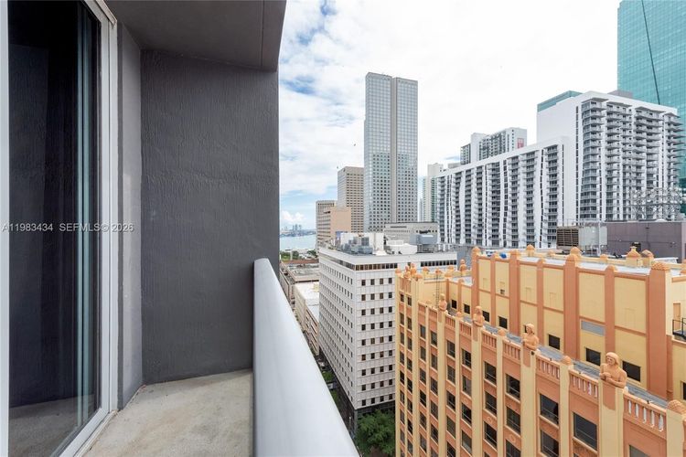 Centro #1709 image #15