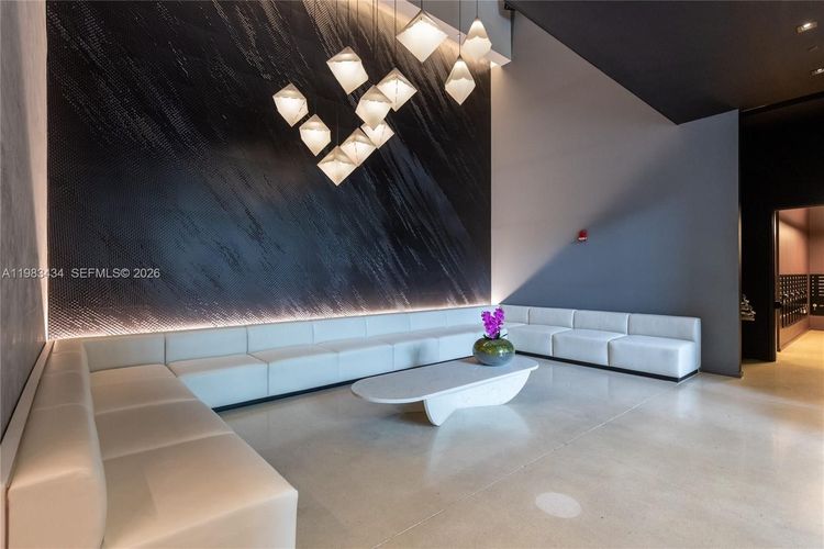 Centro #1709 image #17