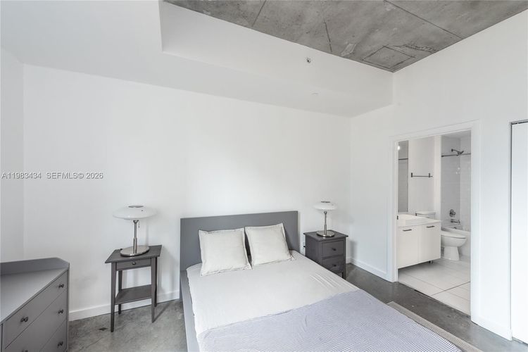 Centro #1709 image #8