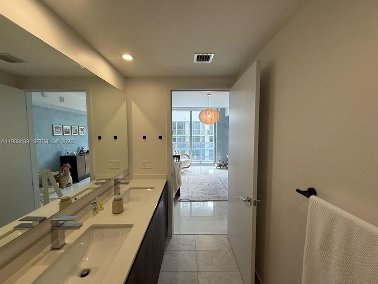 Aria on the Bay #3300 image #19