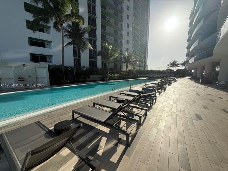 Aria on the Bay #3300 image #40