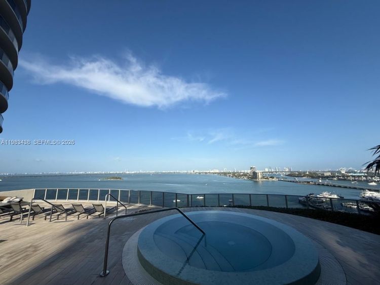 Aria on the Bay #3300 image #46