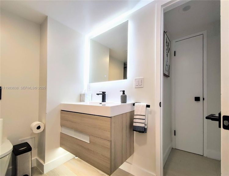 Flamingo South Beach #330S image #17