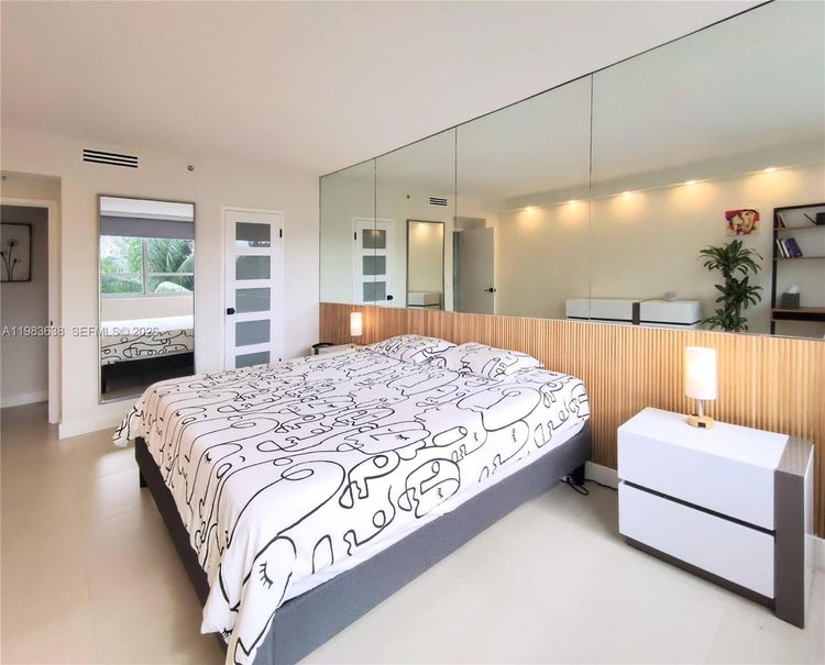 Flamingo South Beach #330S image #22