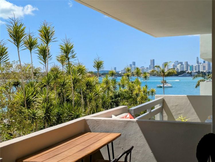 Flamingo South Beach #330S image #26