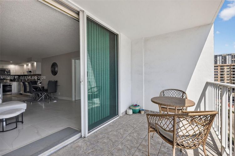 Trafalgar Towers #601 image #24