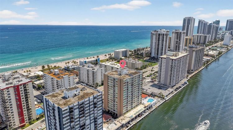 Trafalgar Towers #601 image #32