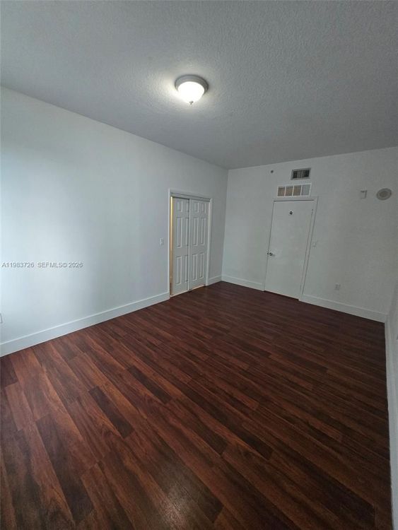 360 Condo #510 image #18