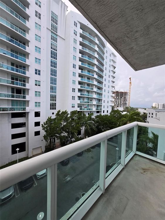 360 Condo #510 image #23
