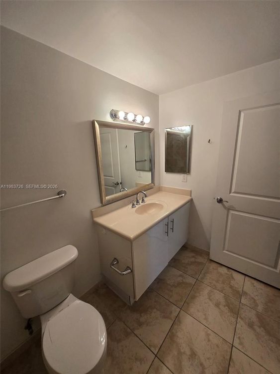 360 Condo #510 image #29