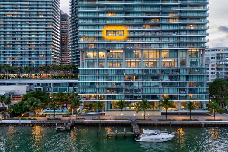 One Paraiso #1202 image #14