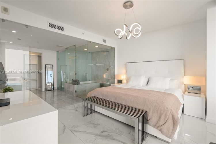 One Paraiso #1202 image #18