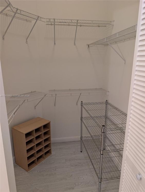 Cite #2521 image #10